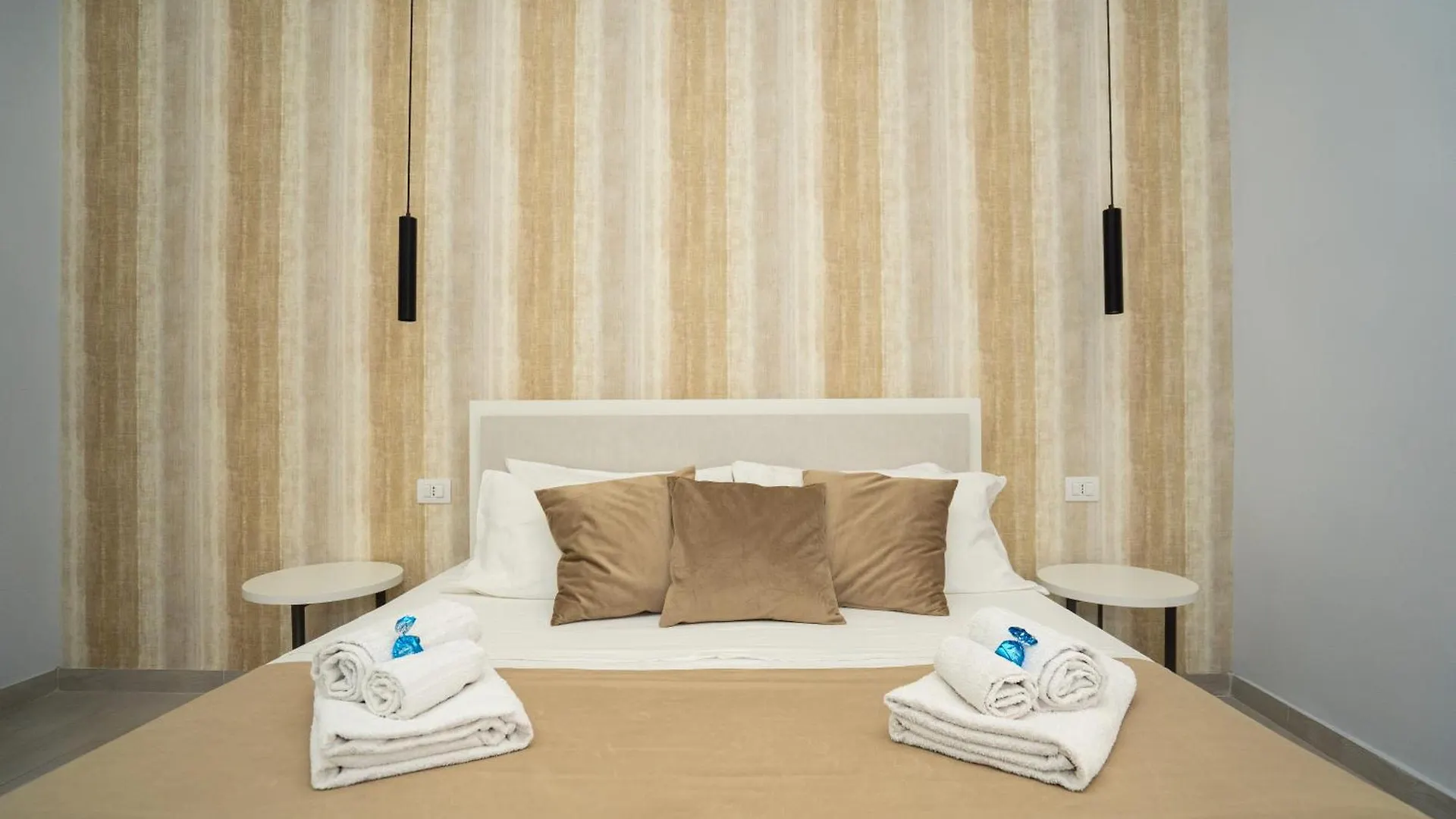 Mida'S Boutique Rooms Naples 0*,  Italy