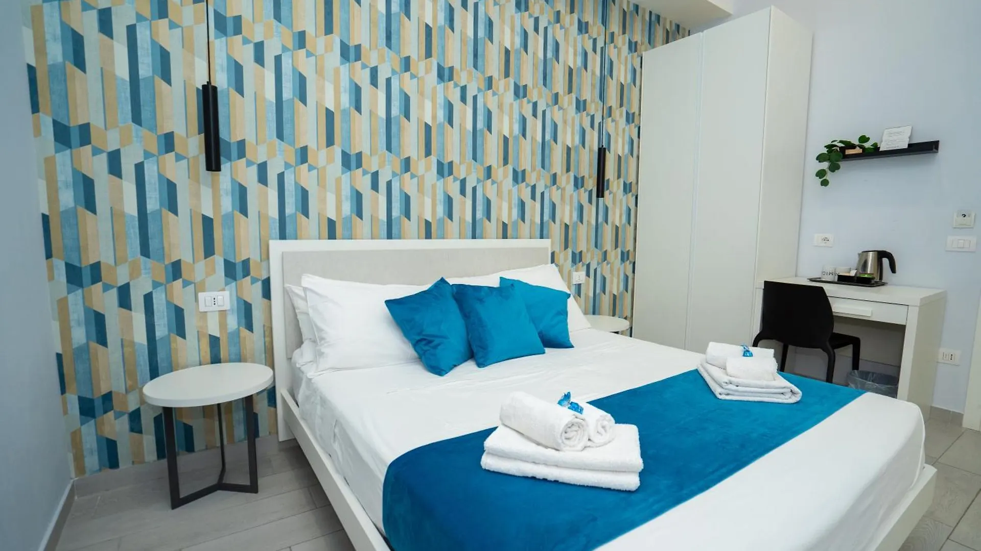 Guest house Mida'S Boutique Rooms Naples Italy