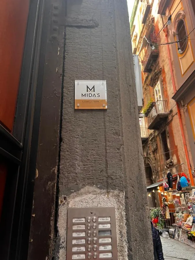 Guest house Mida'S Boutique Rooms Naples Italy